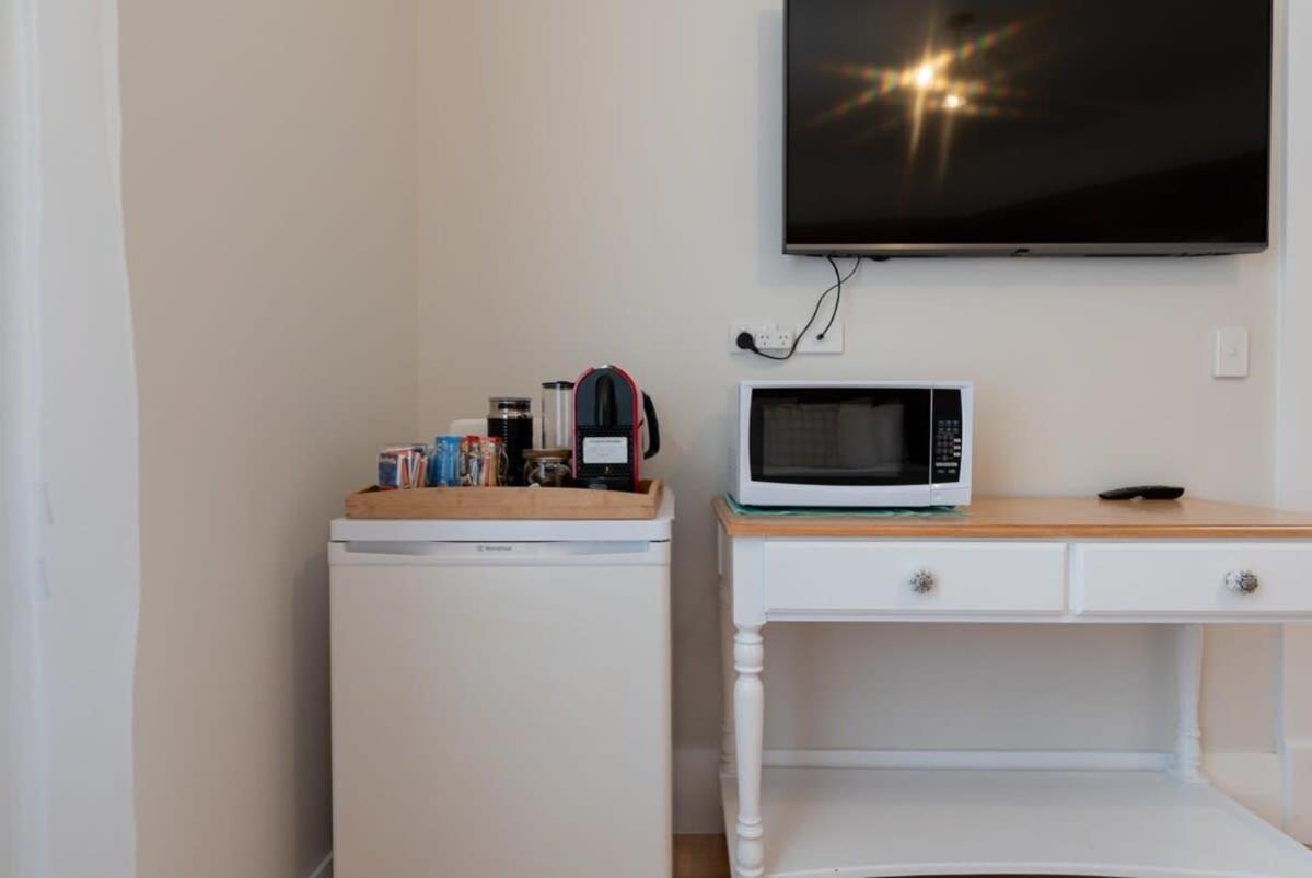 Cosy Accommodation Moments From The Centre Of Town With Wifi Launceston Exteriör bild