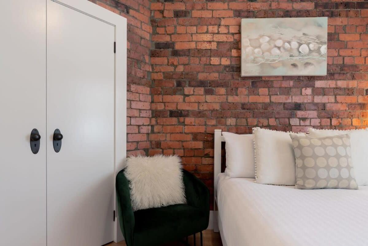 Cosy Accommodation Moments From The Centre Of Town With Wifi Launceston Exteriör bild